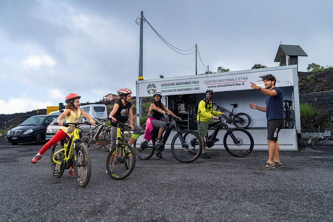 Etna in MTB Half day small group - Stop 3: Parco dell’Etna path time and how it wraps the loop