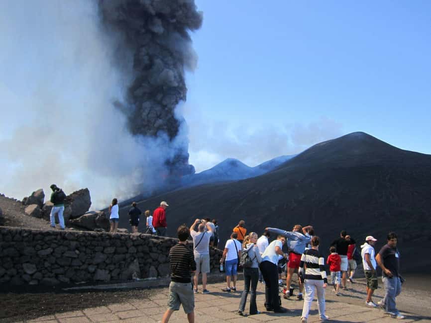 Etna: Jeep excursion and trekking suitable for everyone. Shoes and jacket provided free of charge. - Linguaglossa guided time: plants, minerals, and what those dark rocks mean