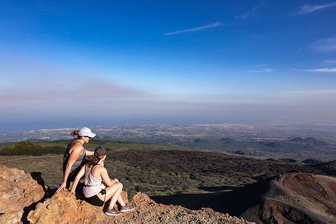 Etna Morning Tour 2000 mt. - Colata Lavica 1992: Spotting Lava Flows And The Story Of 1991-93