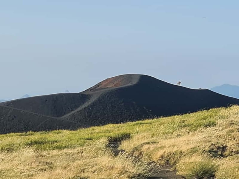 Etna North 2900mt & Craters of 2002 - How the guide style shapes the experience