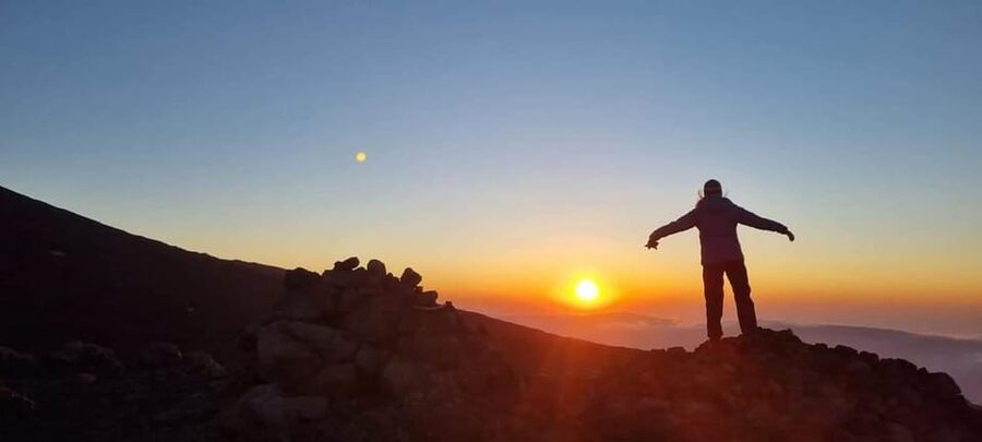 Etna North Sunset: Summit area & Craters of 2002 - Sunset Waiting Time: Watching Etna Change Color