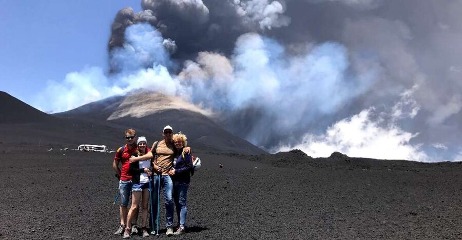 Etna: Private 4WD Morning Trip to Europe's Largest Volcano - Meeting point timing, duration, and how the 4 hours will flow