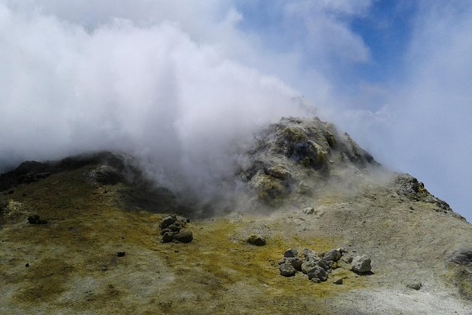 Etna Sud tour - Valle del Bove in one hour: the view stop that balances the day