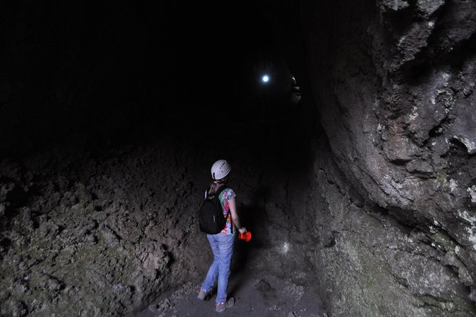 Etna Sunset Experience with aperitif - Gear and clothing: what to wear for real, rocky Etna conditions