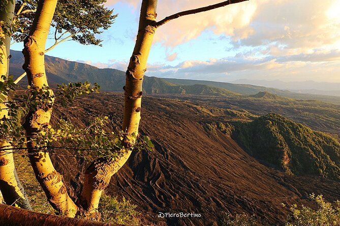Etna Sunset Tour - Colata Lavica 1992 and the climb toward Sapienza Refuge