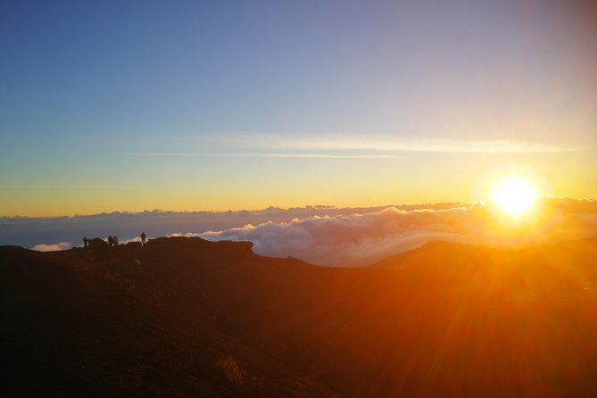 Etna Sunset Tour (starting from Catania) - Etna Sunset timing: cooler air, fewer crowds, and better photos