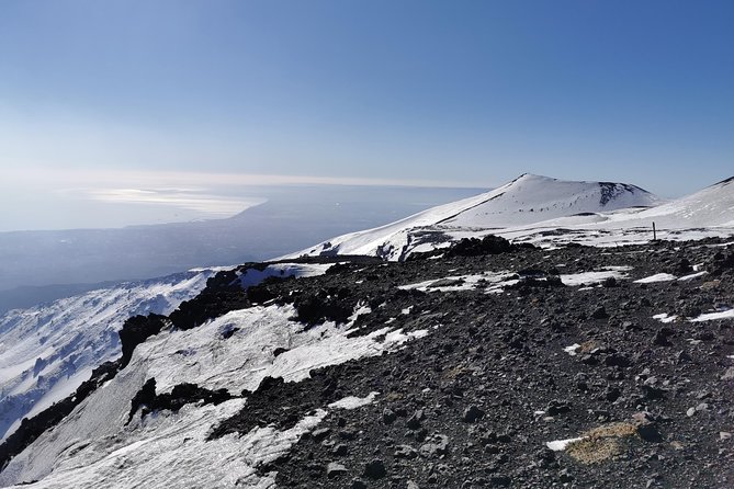 Etna: Winter excursion to 3.000mt - Summit crater viewpoints, safe distance, and a possible lava flow add-on