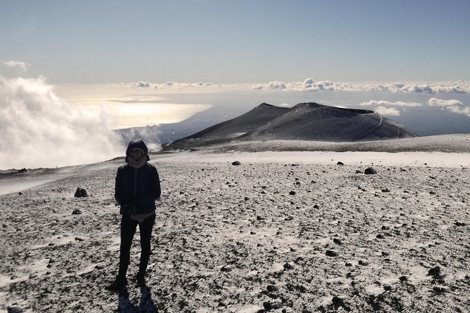 Etna: Winter excursion to 3.000mt - Guides, pacing, and why “up to 15” really matters