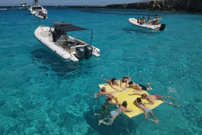 Exclusive Favignana Levanzo tour with tasting - Cala Azzurra: the sandy Favignana beach break