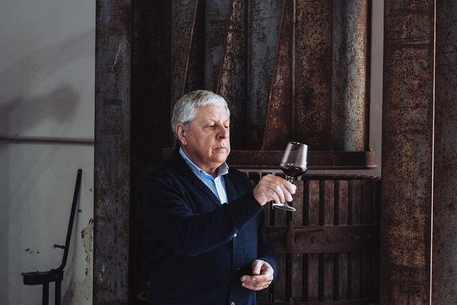FR Lovers Wine Tasting - The cellar walk: production cycle, aging areas, and what to look for