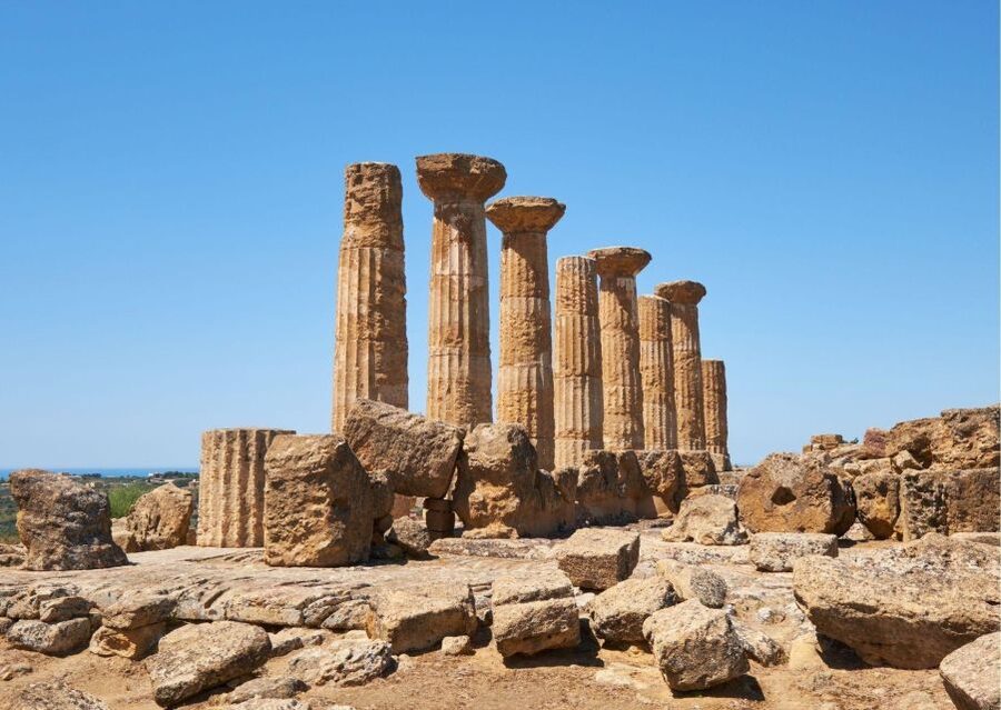 From Agrigento to Siracusa: Valley of Temples & Roman Villa - Walking smart: how to get value from a 2-hour temple circuit