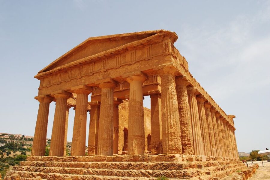 From Catania: Agrigento and Piazza Armerina Audioguide Tour - Valley of the Temples in Agrigento: Doric Greek Ruins and How to Work the 2h30