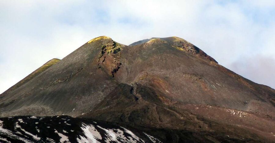 From Catania: Etna tour to the Base of the Summit Craters - The crater views and the 1.2 mile trek on a lunar landscape