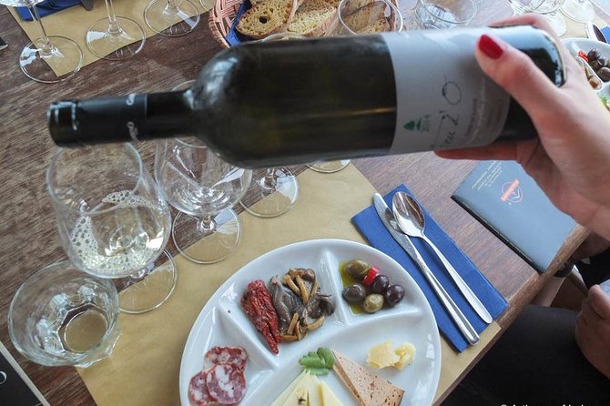 From Catania: Private and Guided Etna tour + Lunch at Etna Winery - Timing and comfort tips for changing mountain weather