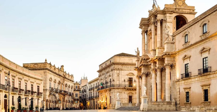 From Catania: Syracuse, Ortygia, and Noto Tour - Comfort on the Road, and How Walking Fits Into a 9-Hour Day
