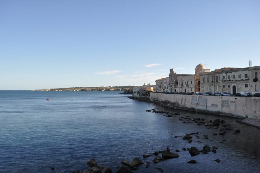 From Catania: Syracuse, Ortygia, and Noto Tour - Who This Tour Suits Best, and Who Should Rethink It