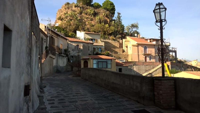 From Catania: Taormina, Savoca, & Castelmola Tour w/ Lunch - Lunch in Castelmola: what you get, what to expect, and how it fits the day