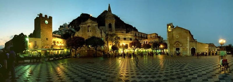 From Catania: Taormina, Savoca, & Castelmola Tour w/ Lunch - Guides and group size: why the day feels easy instead of hectic