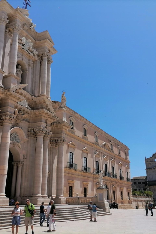 |FROM CATANIA|Tour of Siracusa, Ortigia, Noto [PRIVATE TOUR] - Fountain of Diana and a cathedral stop that feels real