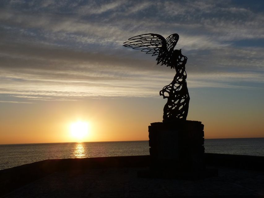From Catania: White Lotus tour Taormina, Castelmola & Naxos - Should you book the White Lotus tour from Catania?