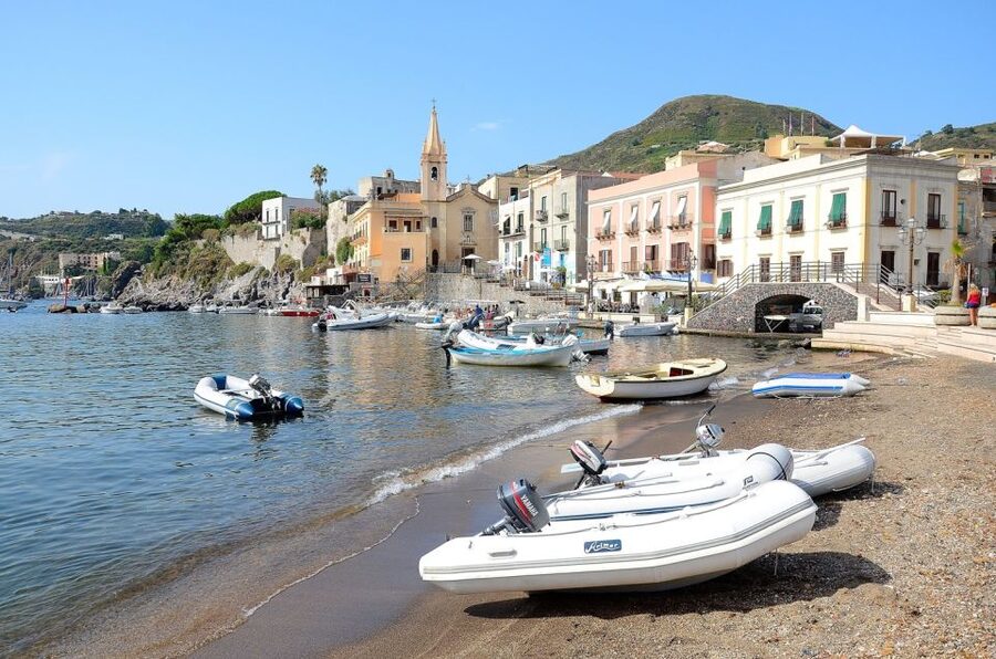 From Milazzo: Lipari and Vulcano Day Trip - Milazzo to Lipari, start strong with the right timing