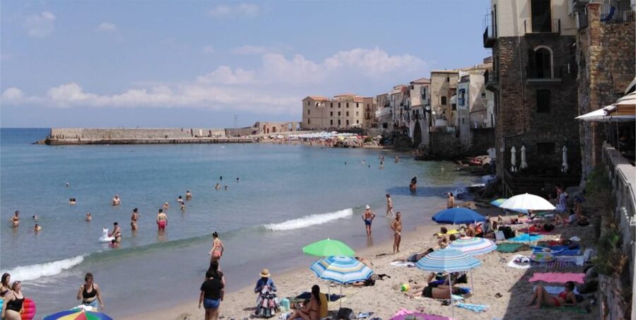 From Palermo: Monreale and Cefalù Day Trip - Beach time in Cefalù: the most relaxing part of the day