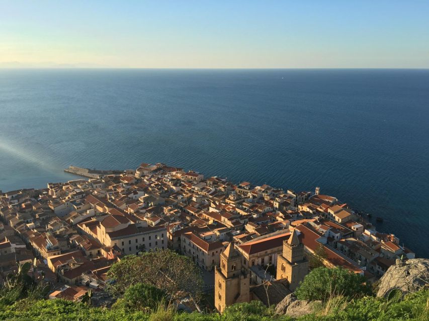 From Palermo: Visit Cefalù Unesco Site - Every Day - UNESCO Cefalù streets: your “wander first, ask questions later” window