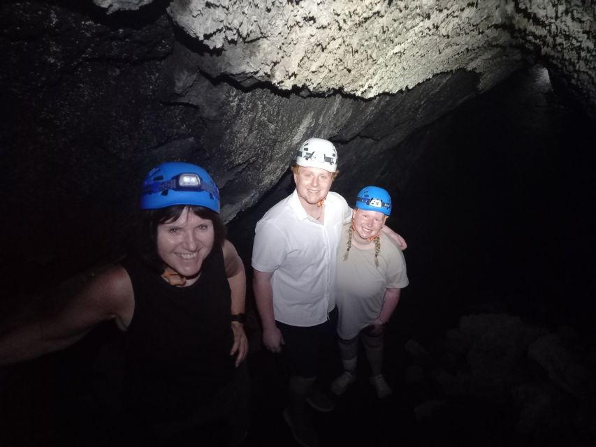 From Syracuse: Mount Etna Guided Morning Hike & Food Tasting - Silvestri Craters with a guide: extinct, but not boring