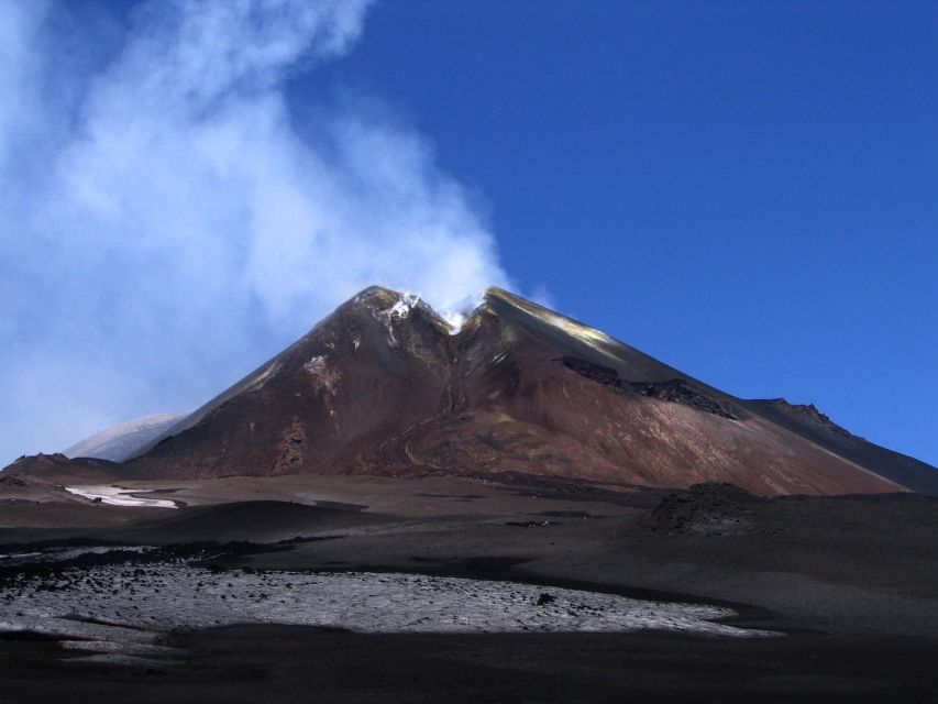 From Syracuse: Mount Etna Volcano Morning Trekking Tour - Etna Park Trails versus the high altitude choice