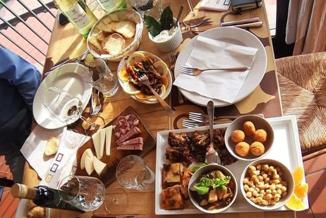From Syracuse: Private Tour of Three Etna Wineries with food - Stop 1 on Mount Etna: Etna DOC wines plus bread-and-olive bites