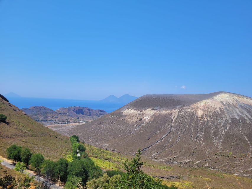 From Taormina: Lipari and Vulcano Mini Cruise Aeolian Tour - Vulcano in 2 hours: black beach, volcanic walks, and warm water