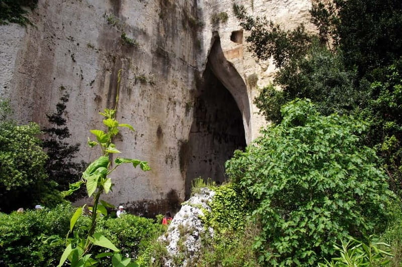From Taormina: Syracuse and Noto Guided Day Trip by Bus - From Taormina pickups to a 10-hour “yes, we’re really doing this”