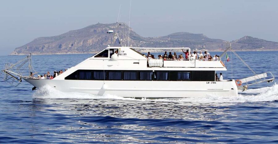 From Trapani: Favignana and Levanzo Boat Trip with Stops - Favignana by Boat: Cala Rossa, Cala Azzurra, and the Cove Energy