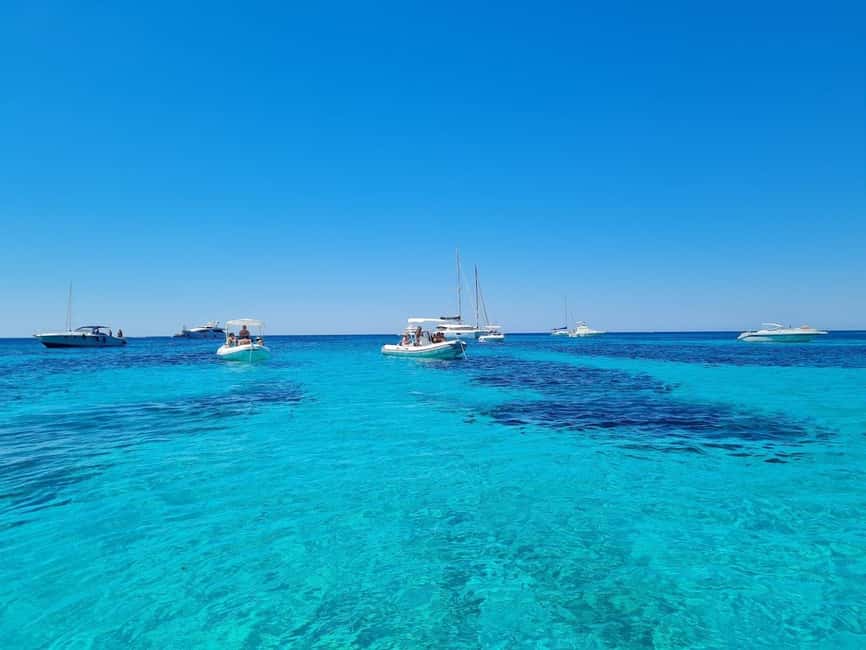 From Trapani: Favignana and Levanzo full-day tour with lunch and aperitif - From Trapani, the Egadi Islands feel like a different world