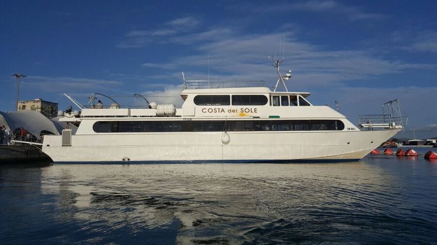 From Trapani: Full-Day Cruise to Favignana and Levanzo - Onboard Lunch With Water (and What to Do About Alcohol)