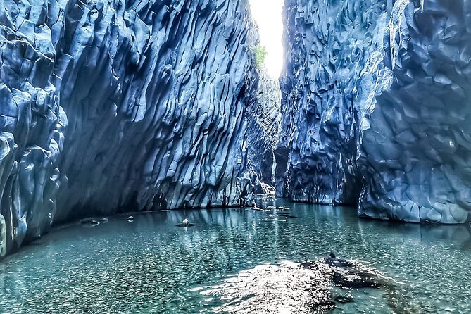 Full-Day Etna Nord 3000 and Alcantara Gorges - Who should book this Etna Nord 3000 plus Alcantara tour