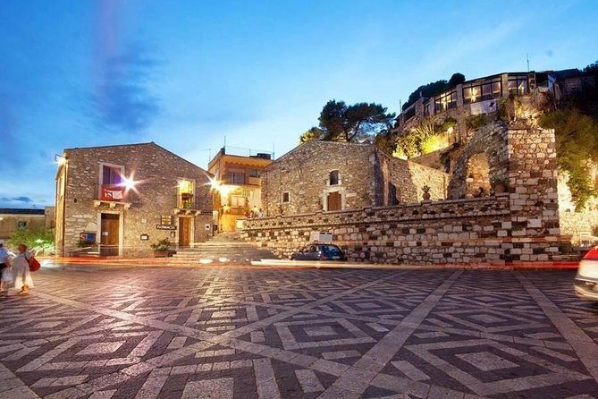 Full-Day Shared Tour to Taormina from Catania - Getting started: the Catania meeting point and the 10:00 am rhythm