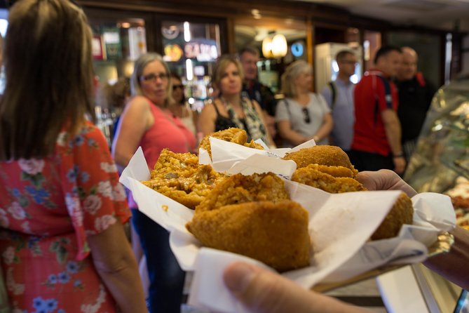 Gastronomic Street Food Tour of Catania - Market Fera O’Luni and Chiosco Costa Selz drink