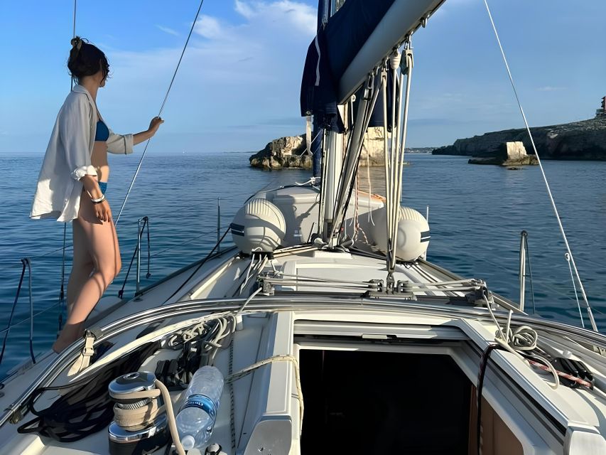 Giardini Naxos and Taormina sailing tour - Entering the Taormina coast from Giardini Naxos