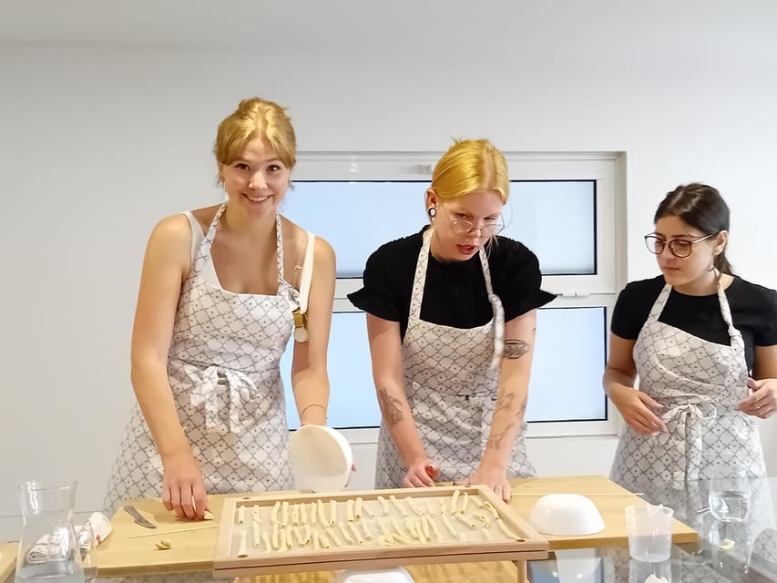 Giardini Naxos, Taormina: Food Class & Sicilian Tasting - Best matches: who will enjoy this class most