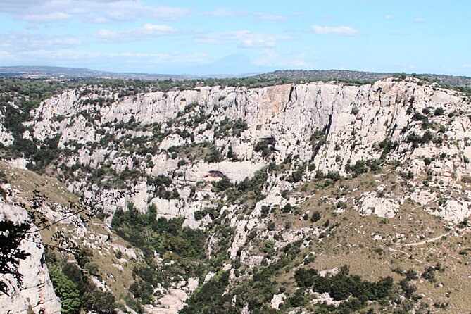 Guided Trekking to Cavagrande del Cassibile in Sicily - Meeting at Carrubella and timing your 3-hour walk