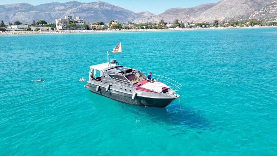 Half day boat tour of Palermo - Where the tour starts, and why the boat setup matters