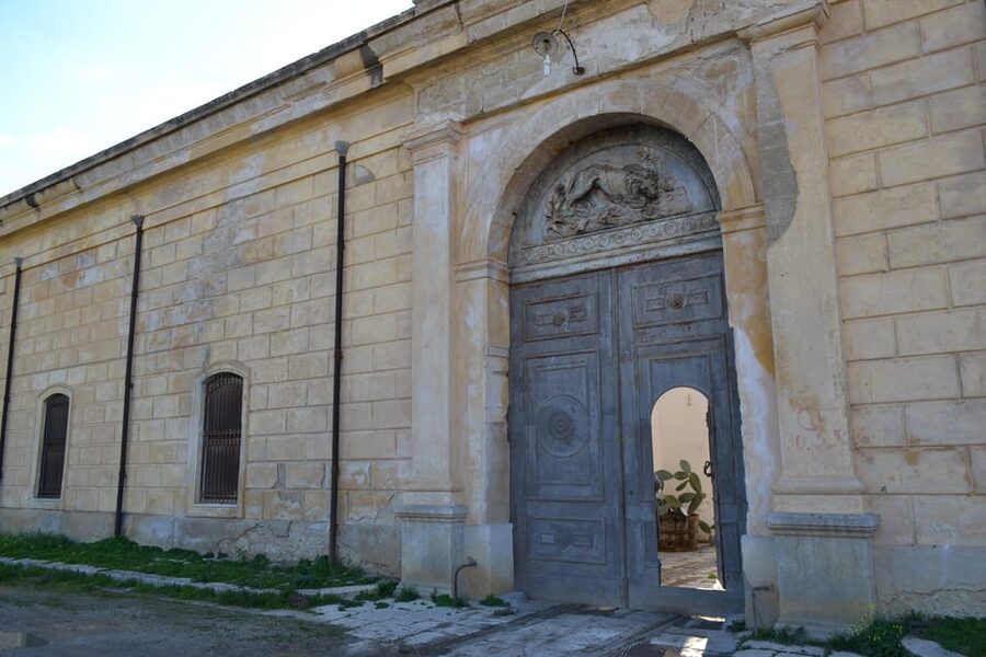 Historical Baglio Florio Adamo tour with wine tasting - Distillery Room, cooked-must furnaces, and grape-crushing tanks