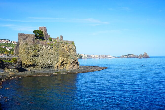 Hop on hop off Catania-Acicastello-Acitrezza panoramic bus - Key points to know before you ride