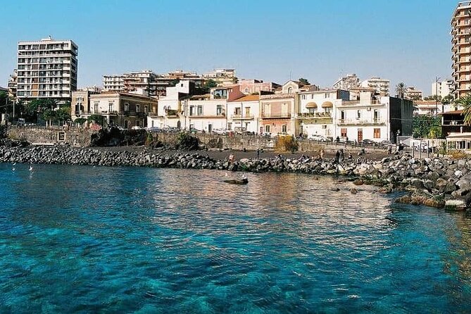 Hop on hop off Catania-Acicastello-Acitrezza panoramic bus - Who should book this panoramic bus, and who might skip it