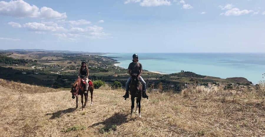 Horseback riding in the beaches of Sciacca - Why Sciacca’s beach ride feels special with natural horsemanship