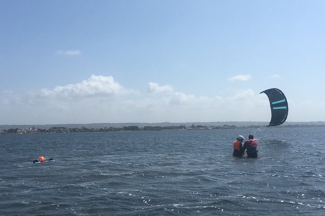 Kitesurf - Advanced course with individual lessons - Your Day on the Water: Meeting Point to Back Again
