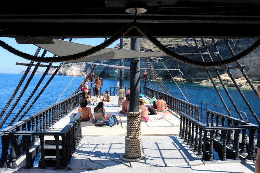 Lampedusa: Pirate Ship Boat Tour with Lunch and Music - FAQ