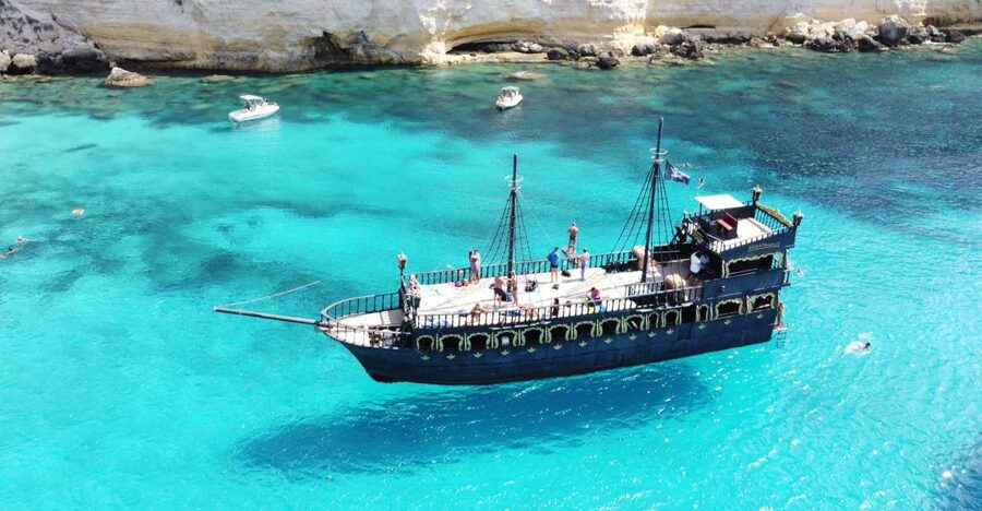 Lampedusa: Pirate Ship Boat Tour with Lunch and Music - What to Pack for a Smooth 6.5 Hour Sea Day