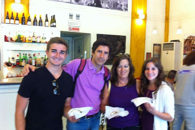 Last minute Palermo Walking Tour and Street Food - Start at Quattro Canti, then head to Piazza Olivella